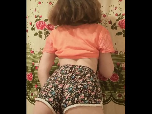 ❤️ Leanabh òg sexy a ’toirt dheth na shorts aice air a’ chamara ️❌ Bhidio porn leinn gd.tubsexer-porn.ru ﹏